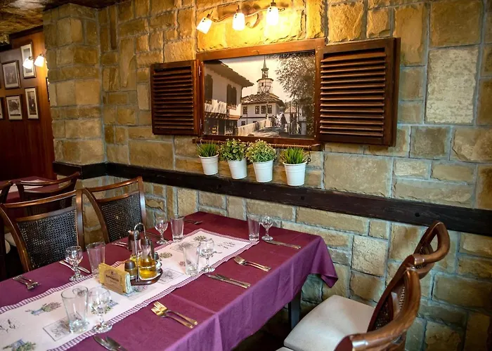 Family Hotel Familia